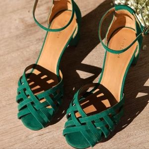 NIB *Current Season* Rivecour Sandals N°451 Vert Emeraude Suede Size 38